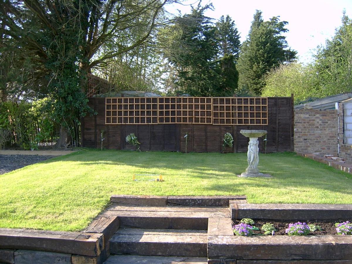 The Barn At Woodview Bed & Breakfast Hildenborough Bagian luar foto